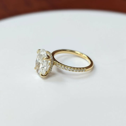 4.21 CT Oval-cut Lab Grown Diamond set on Natural Diamond Band with Hidden Halo, Claw Prongs in 18k Gold