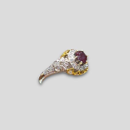 Alexandrite & Diamond Ring in 18k Two Toned Gold