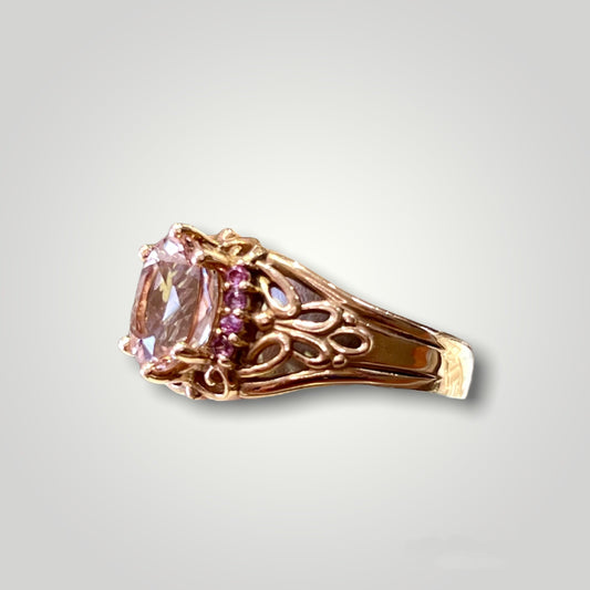 Morganite & Rose Gold Buttery Ring - Q&T Jewelry