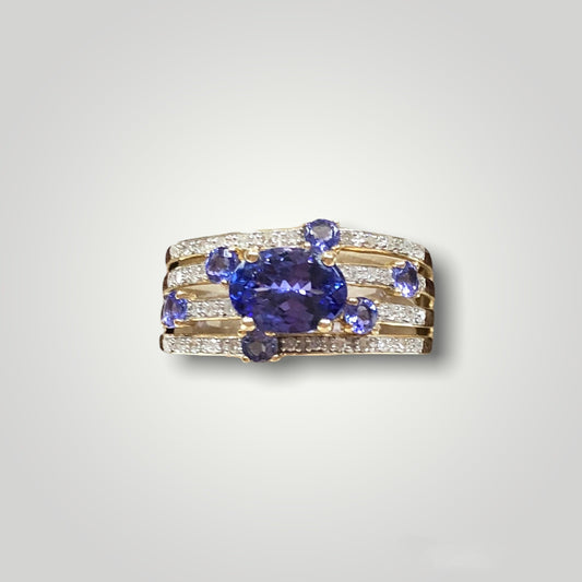 Tanzanite & Diamond Ring - Q&T Jewelry