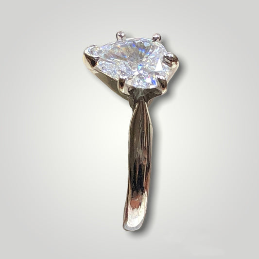 Pear Diamond Solitaire Engagement Ring - Q&T Jewelry