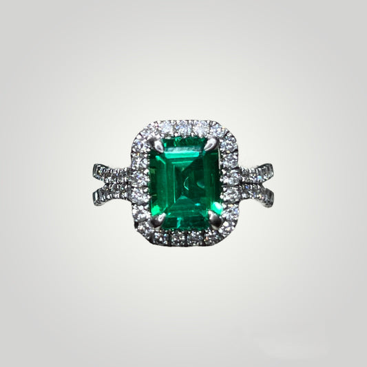 Emerald and Diamond Ring - Q&T Jewelry