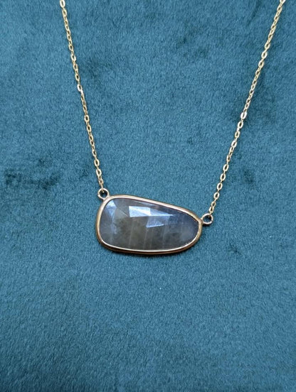 Green Sapphire Necklace in 14k Gold