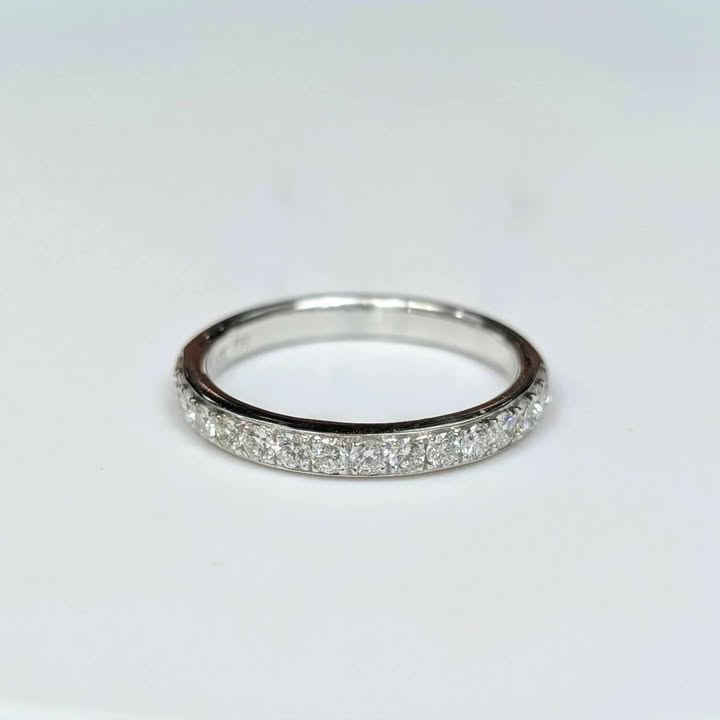 0.50 CT.T.W. Diamond Band in 18K White Gold