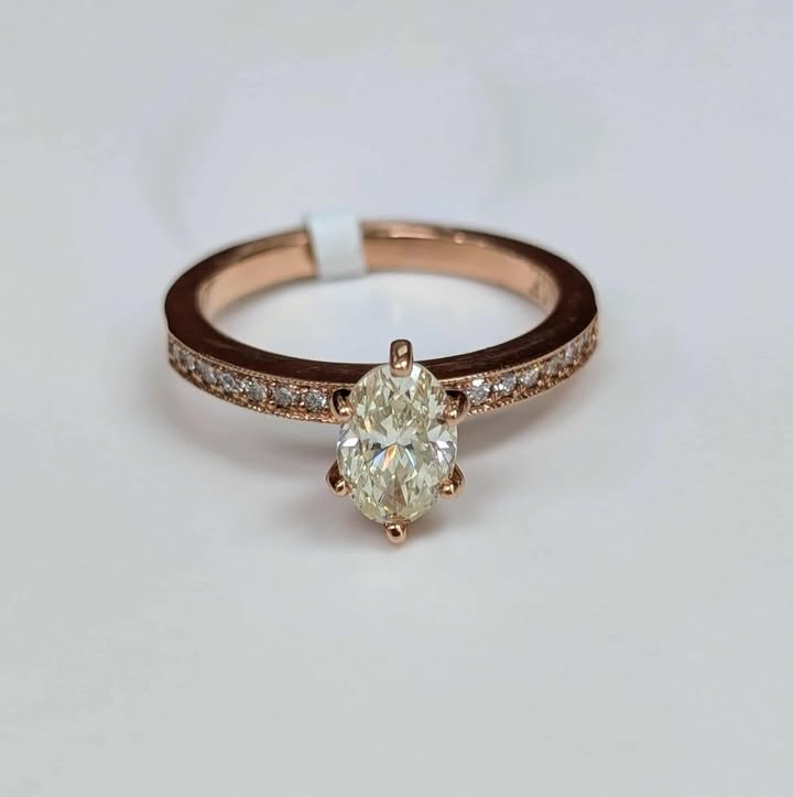 1.17 CT.T.W 6 Prong Oval Engagement Ring in 14k Rose Gold
