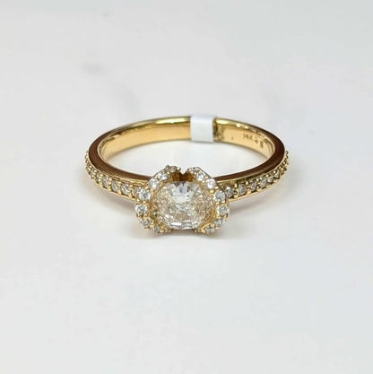 0.86 CT.T.W. Ribbon Halo East West Oval-cutDiamond Engagement Ring in 14k Gold