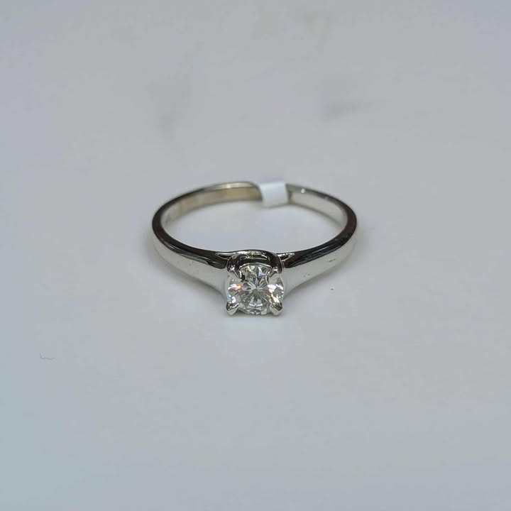 0.40CT Solitaire Diamond Engagement Ring