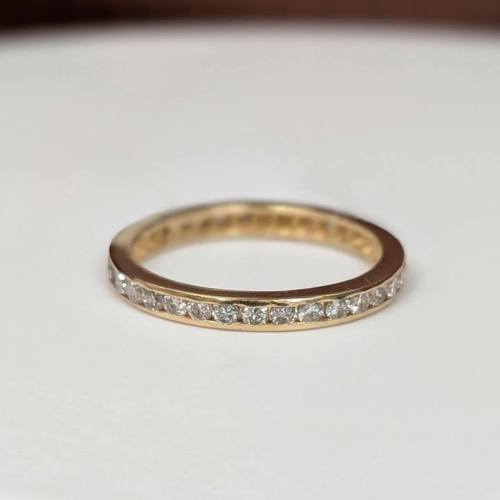 1.00 CT.T.W Diamond Eternity Channel Band in 14k Gold