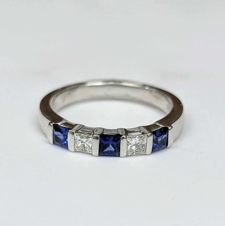 0.30 Diamond &amp; Sapphire Bar Set Wedding Band in 14k White Gold
