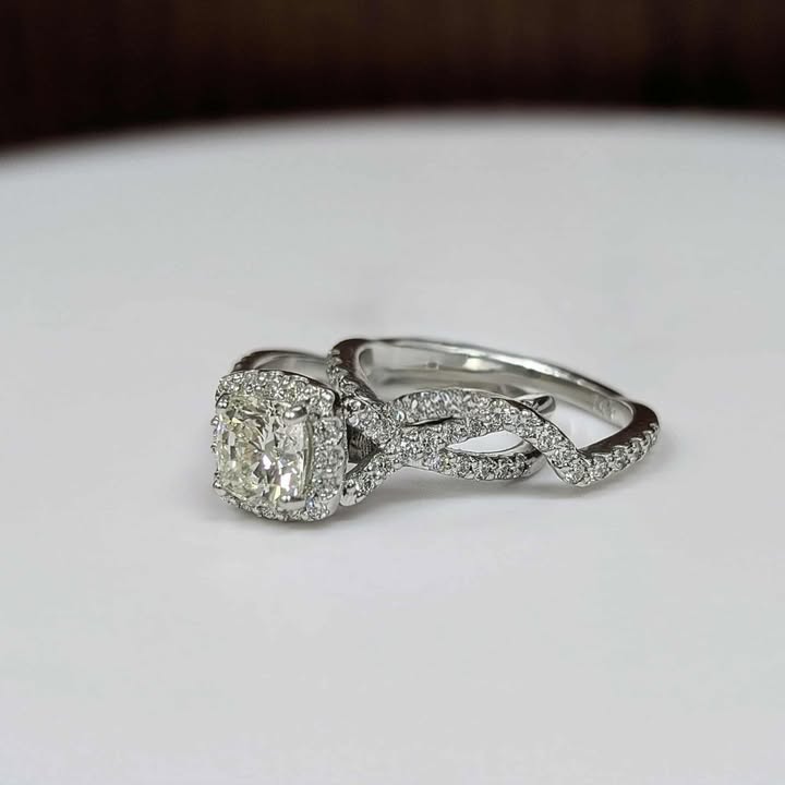 1.87 CT.T.W Framed Cushion-cut Diamond Bridal Set with Twist Shank & Countoured Band in 14k White Gold