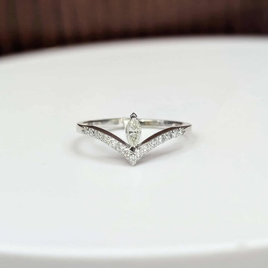 0.36 CT.T.W Marquis-cut Diamond on Chevron Contoured Diamond Band in 14k White Gold