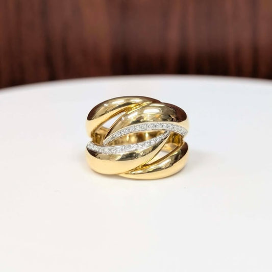 0.25 CT.T.W Diamond Domed Crossover Band in 18k Gold