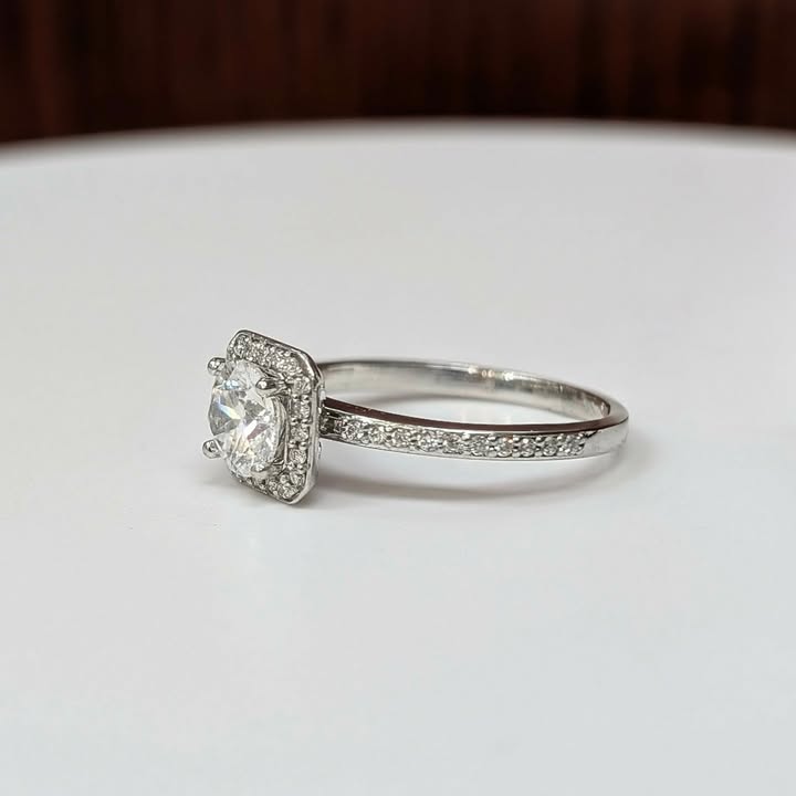 1.20 CT.T.W Round-cut Lab Grown Diamond Engagement Ring with Halo in 14k White Gold