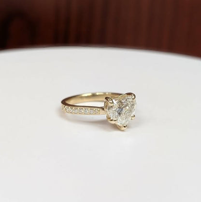 2.52 Heart-cut Lab Grown Diamond Engagement Ring in 14k Gold
