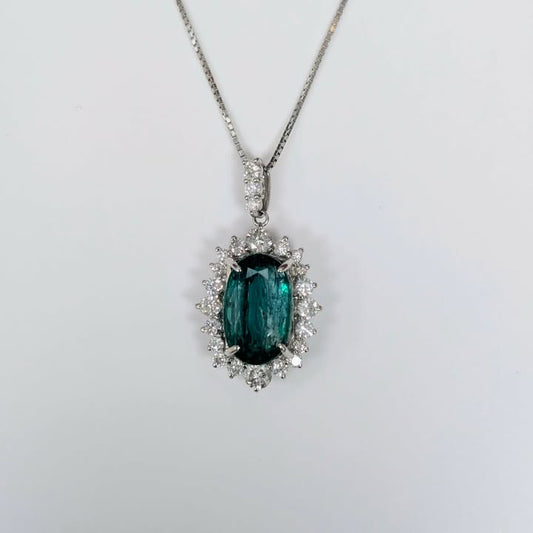 5.97 CT Oval-cut Emerald with 1.08 CT.T.W Diamond Frame Pendant Necklace in 14k White Gold - Q&T Jewelry