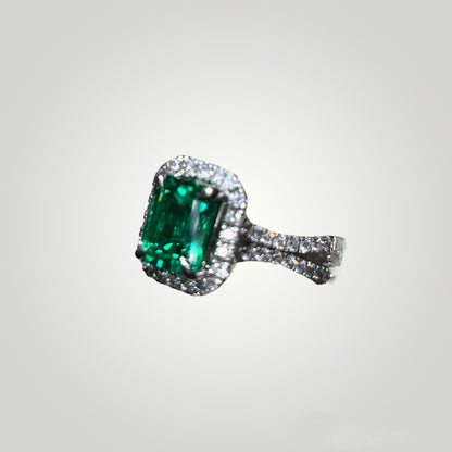 Emerald and Diamond Ring - Q&T Jewelry