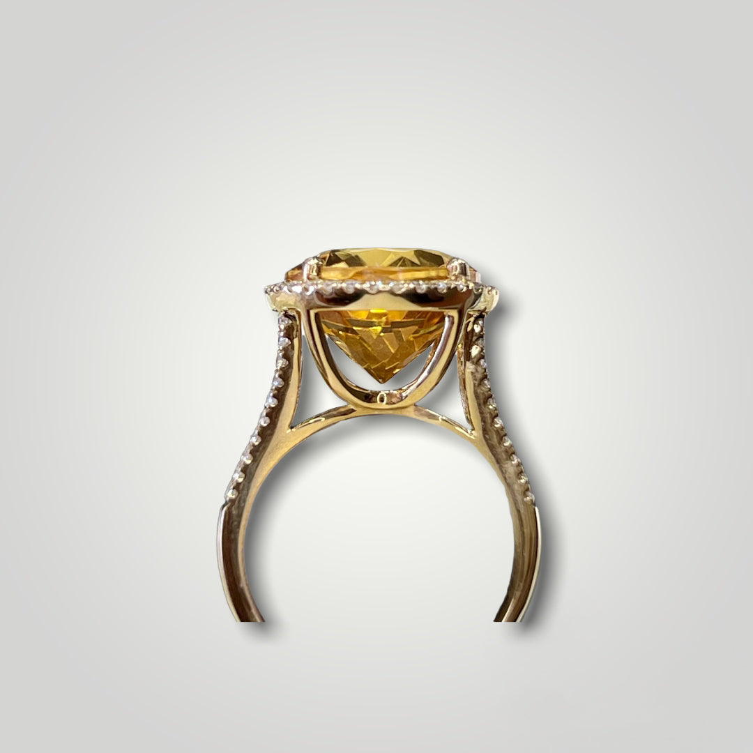 Citrine with Halo Gold Ring - Q&T Jewelry