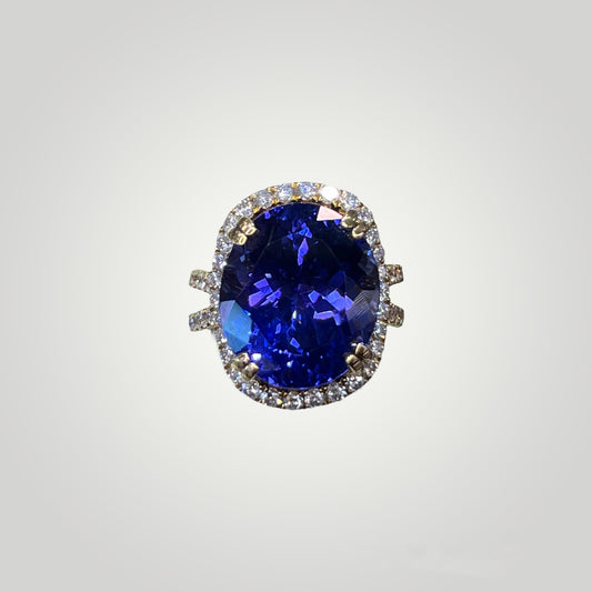 Oval Tanzanite Ring with Diamond Halo and Band - Q&T Jewelry