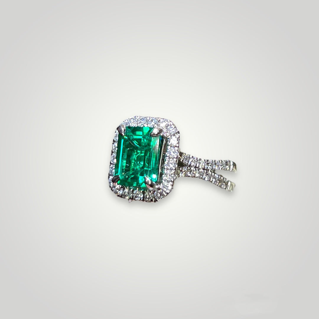 Emerald  Diamond Halo Ring - Q&T Jewelry