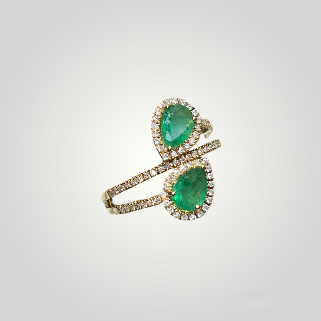 “You and I” Emerald Pear Ring - Q&T Jewelry