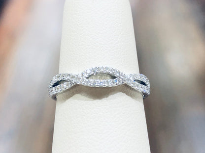 18k White Gold Diamond Bridal Set - Q&T Jewelry