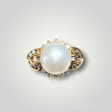 Load image into Gallery viewer, South Sea Pearl &amp; Diamond Ring - Q&amp;T Jewelry