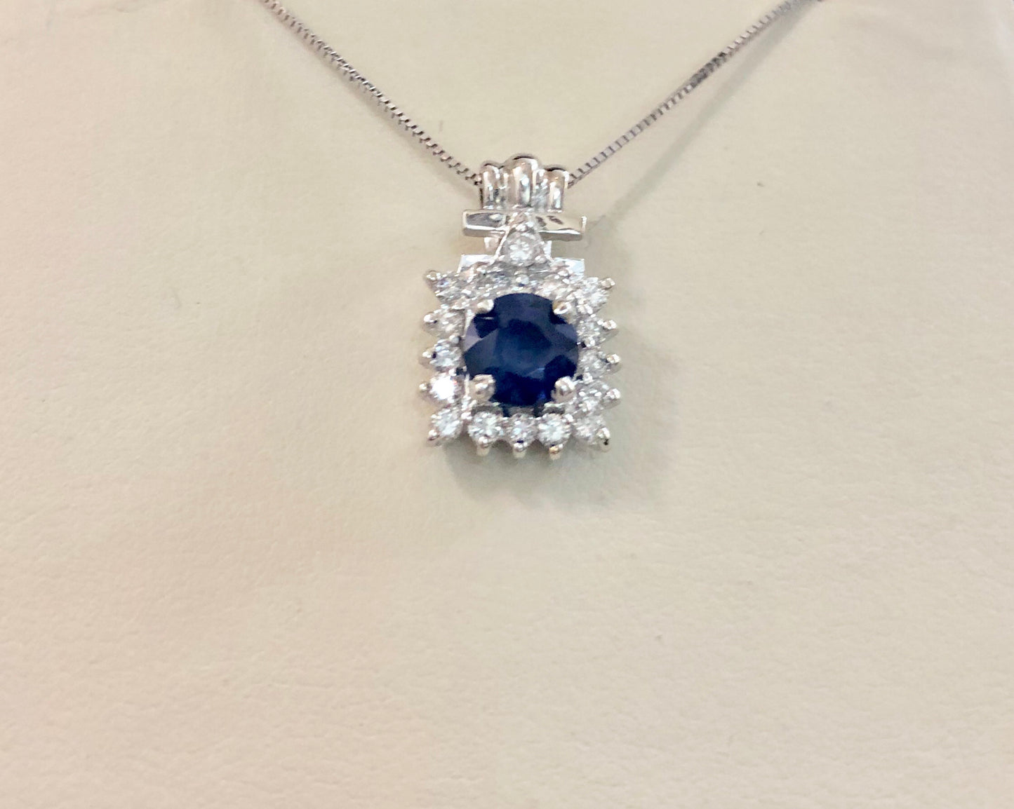 Square-Shape Blue Sapphire & Diamond Cluster Pendant - Q&T Jewelry