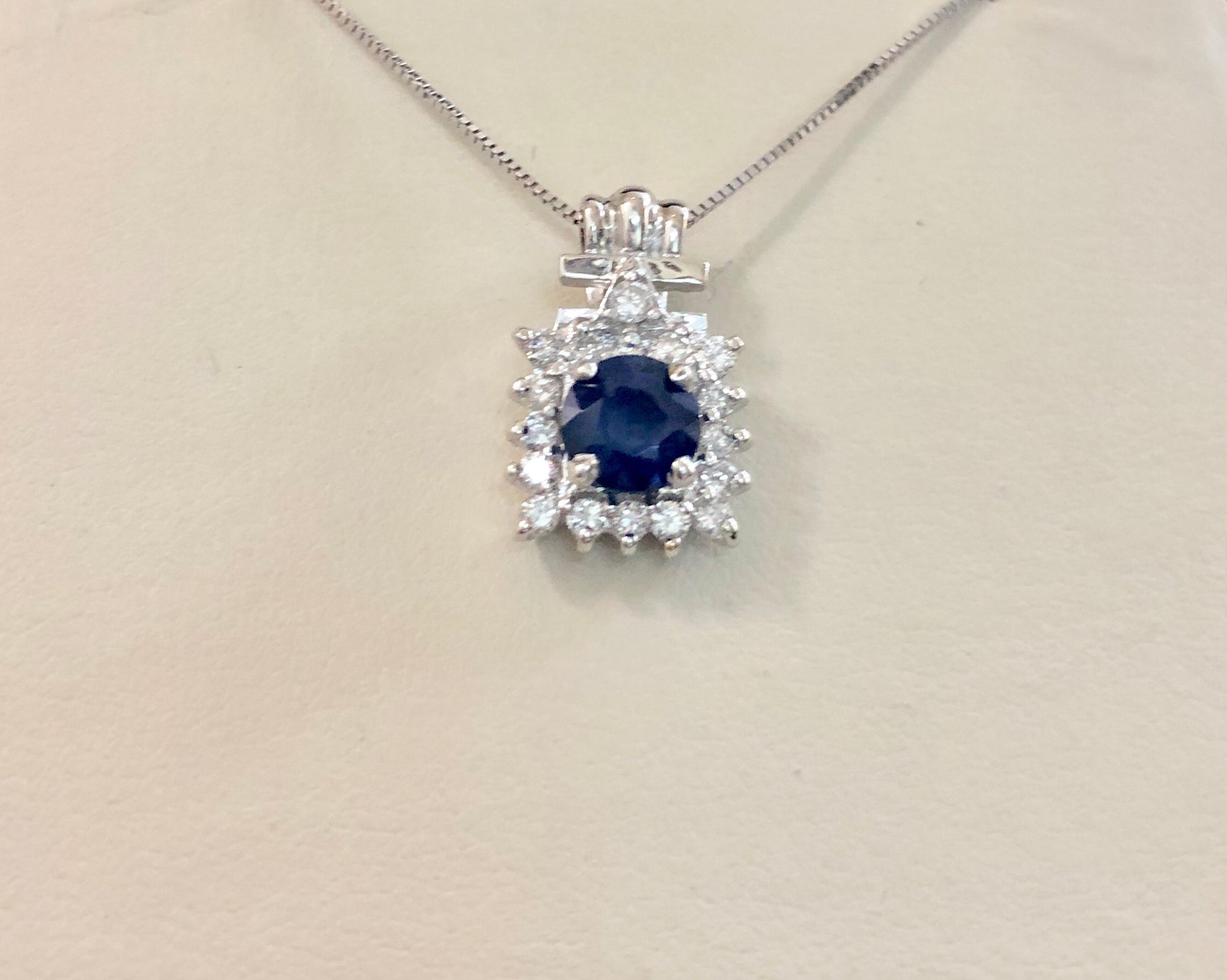 Square-Shape Blue Sapphire & Diamond Cluster Pendant - Q&T Jewelry